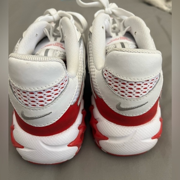 Nike Zoom Air Fire White/University Red Sneakers 9 - Picture 8 of 11